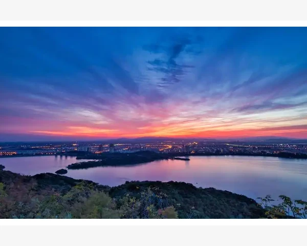 MT4账户数据加载失败别急着重装先试试这几招再说_核心调整步骤从图表属性开始